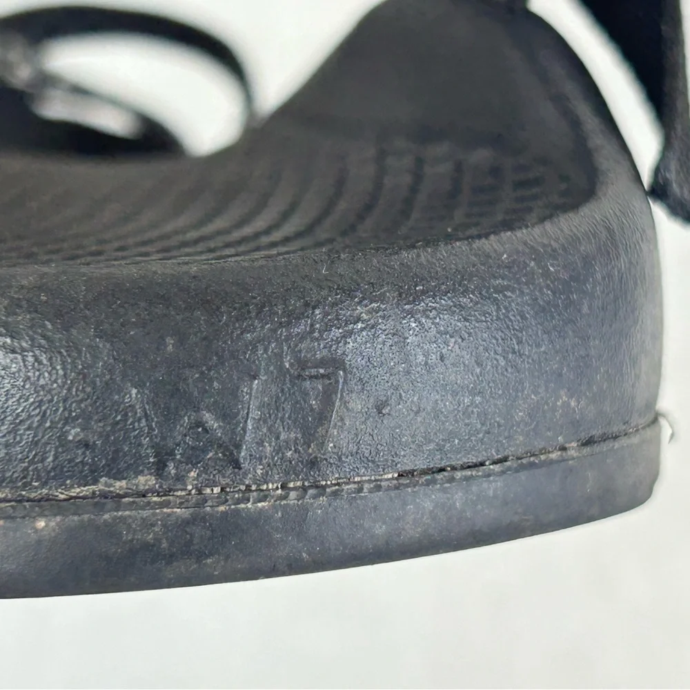 Chaco Black White Strappy Sandals Womens 7 Beachy Travel Resort Casual Boho Swim - Picture 8 of 9